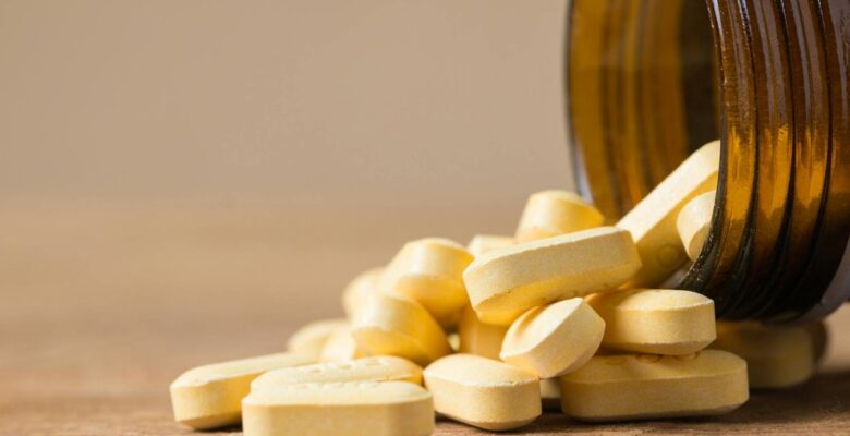 B12 Vitamini: Hayati Önemi, Belirtileri ve Eksikliğinin Önlenmesi